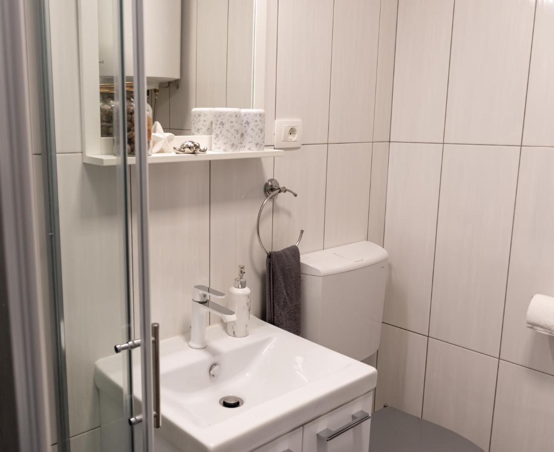 Apartment Dorrea Pula Eksteriør billede