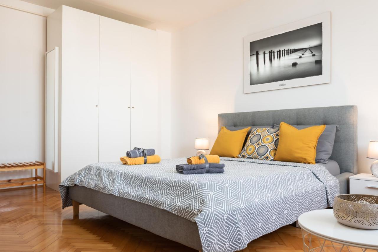 Apartment Dorrea Pula Eksteriør billede